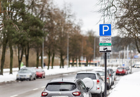 Vilniaus Minties gatvėje nuo &scaron;iol parkavimas mokamas &ndash; žalia zona