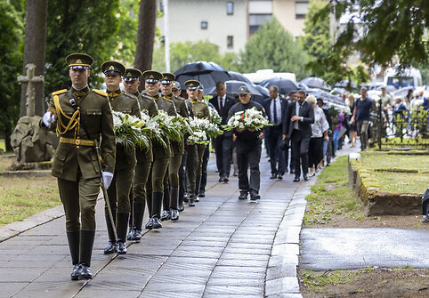 Medininkų žudynių pagerbimo ceremonija Antakalnio kapinėse