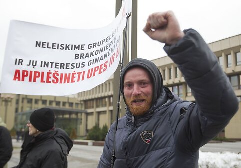 Žvejų protestas prie Seimo