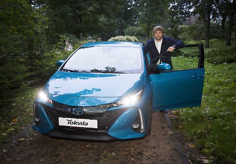 Naujojo &bdquo;Toyota Prius Plug in Hybrid&ldquo; pristatymo vakarėlis