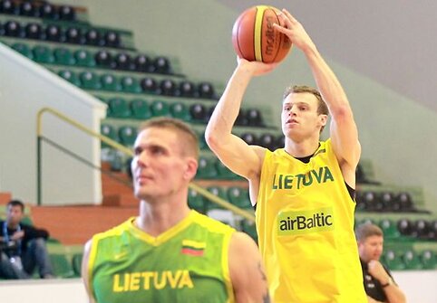 Robertas Javtokas ir Martynas Pocius