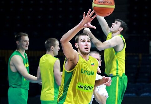 Jonas Valančiūnas 
