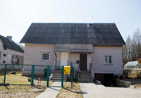 Namas Tabari&scaron;kių gatvėje į kurį trenkė žaibas