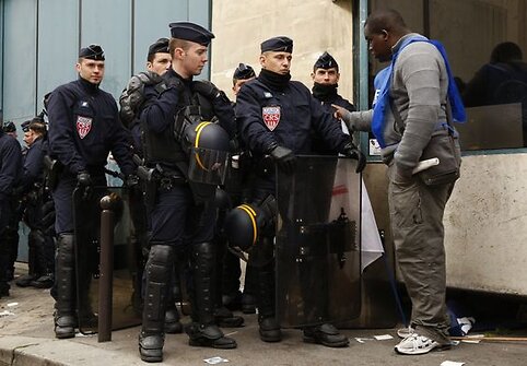 Prancūzijoje protestavo kalėjimų prižiūrėtojai.