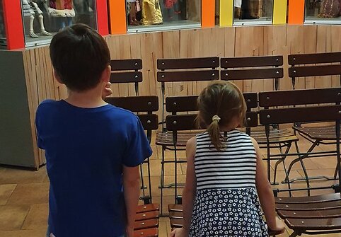 Kaip kultūros paveldas vertinama čeki&scaron;ka lėlininkystė: spalvos ir emocijos lėlių muziejaus ekspozicijoje