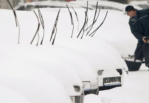 Prahoje kai kuriems vairuotojams tenka užduotis išsiaiškinti – kur yra taviškis automobilis?