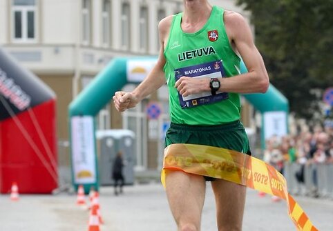 „Vilniaus maratono 2009“ nugalėtojas Darius Škarnulis