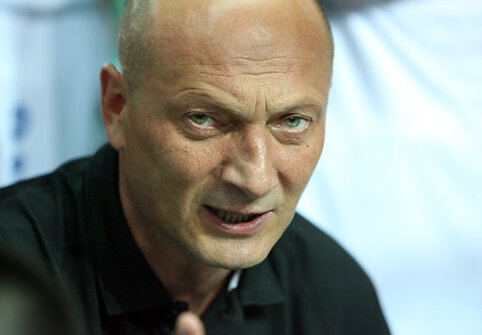 Kauno sporto halėje vyko draugi&scaron;kos vyrų krep&scaron;inio rungtynės. Savo jėgas i&scaron;bandė Ramūno Butauto treniruojama Lietuvos nacionalinė vyrų krep&scaron;inio rinktinė ir Europos čempionatui besirengianti 20-mečių rinktinė