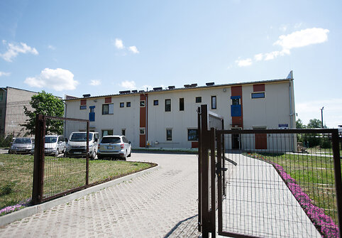 Jonavos nakvynės namai