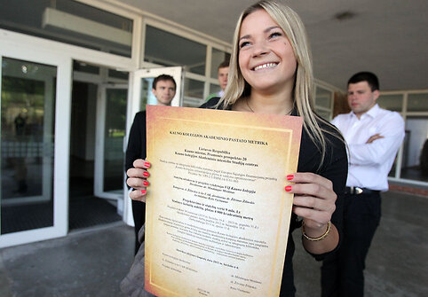 Kapsulės įleidimo ceremonija