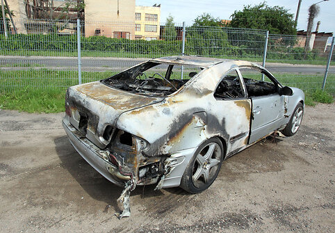 Sudegęs automobilis