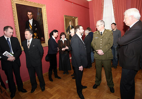 Istorijos menė