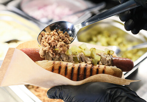 Ruo&scaron;iamas &bdquo;ManGi Hot Dogs&ldquo; de&scaron;rainis
