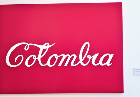 Antonio Jose Caro Lopera darbas &bdquo;Colombia Coca Cola&ldquo;  eksponuojamas &bdquo;Casa de Moneda&ldquo;