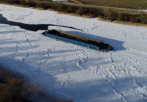 Rusnėje įstrigę keltai