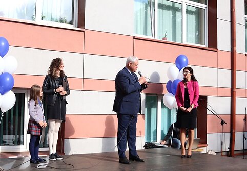 V.Grubliauskas mokslo metų pradžios sveikinimo žodį tarė &bdquo;Vitės&ldquo; progimnazijoje.