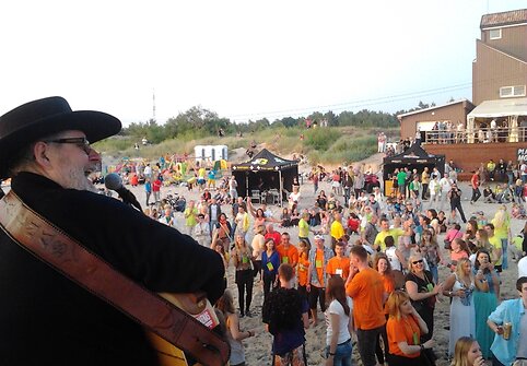 Pasaulio lietuvių sporto žaidynių dalyviai vakarojo pajūryje 