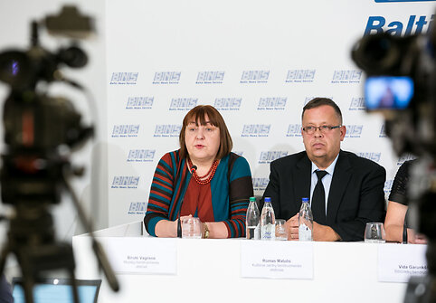 Birutė Vagrienė ir Romas Matulis