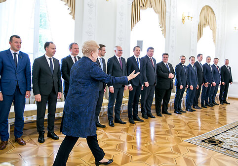 Dalia Grybauskaitė ir 17-osios Vyriausybės nariai