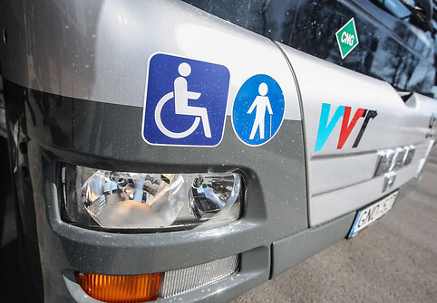 Naujieji autobusai jau važinėja sostinės gatvėmis