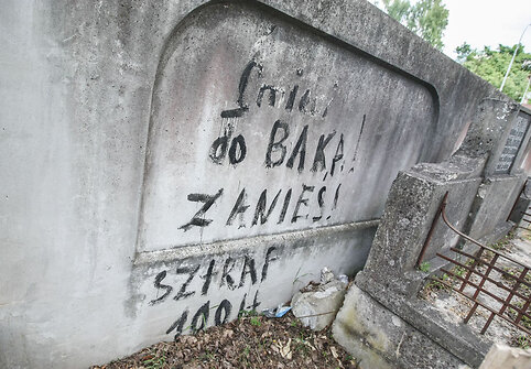 Senąsias Rasų kapines būtina atnaujinti