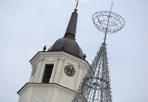 Kalėdų eglė Katedros aik&scaron;tėje