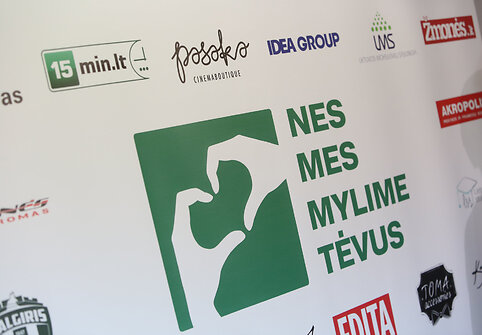 Ketvirtadienį prie&scaron;piet Vilniuje pristatyta socialinė iniciatyva &bdquo;Nes mes mylime tėvus&ldquo;.