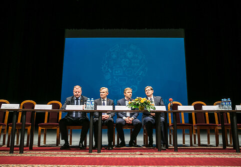 Saulius Skvernelis, Viktoras Pranckietis, Ramūnas Karbauskis, Eugenijus Jovai&scaron;a