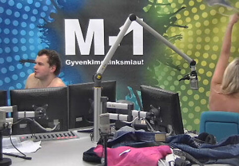 Gintas Vaičikauskas ir Skaiva Jasevičiūtė i&scaron;sirengė tiesioginio eterio metu