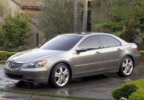 1. „Acura RL“