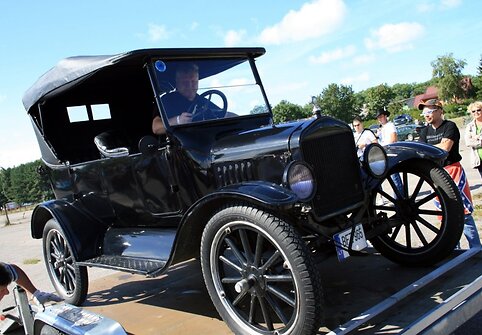 Seniausias &bdquo;American Spirit 2009" dalyvis FORD T pagamintas 1923 metais