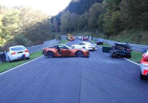 Nuomotu &bdquo;Corvette&ldquo; sukelta avarija Niurburgringe