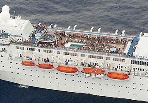 Žmonės &bdquo;Costa Allegra&ldquo; laive
