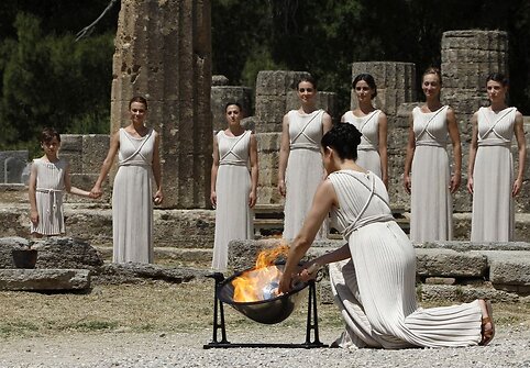 Olimpinio deglo įžiebimo ceremonija