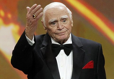 Ernestas Borgnine'as (2011 m.)