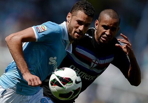 Antonio Candreva ir Simonas Poulsenas