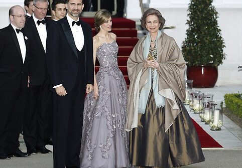 Ispanijos princas Felipe, princesė Letizia ir karalienė Sofia
