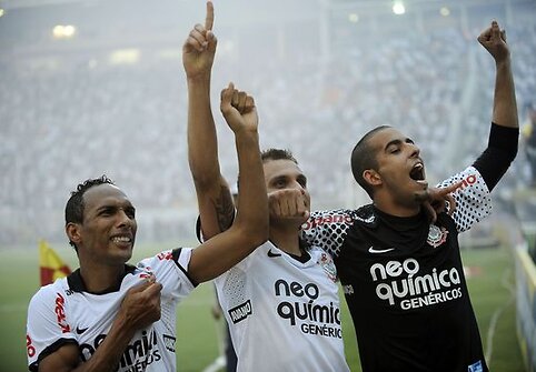 Švenčiantys „Corinthians“ futbolininkai