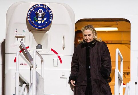 Pirmadienio vakarą į Vilnių atvyko JAV valstybės sekretorė Hillary Clinton