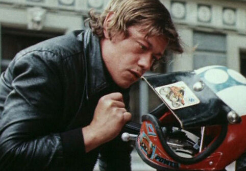 Nikolajus Karačencovas filme „Elektroniko nuotykiai“ (1980)