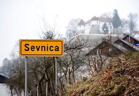 Sevnicos miesto ženklas