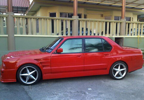 BMW 728i E23
