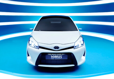 Hibridinis &bdquo;Toyota Yaris HSD&ldquo;