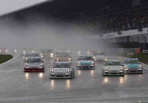 &bdquo;Porsche Carrera&ldquo; pasaulio taurės lenktynių akimirka