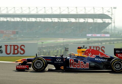 F-1 Indijos lenktynių kvalifikacijos akimirka