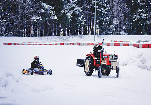 &bdquo;Volkswagen Castrol Cup&ldquo; fotosesija Plytinės kartodrome