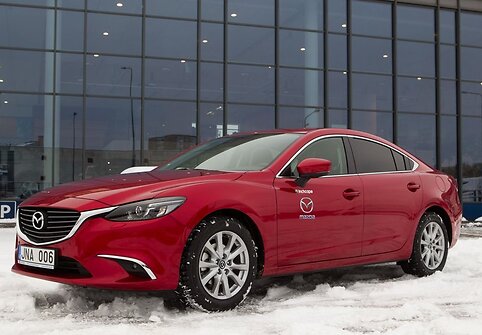 Atnaujintą &bdquo;Mazda6&ldquo; Lietuvoje pristatė japoni&scaron;ki personažai