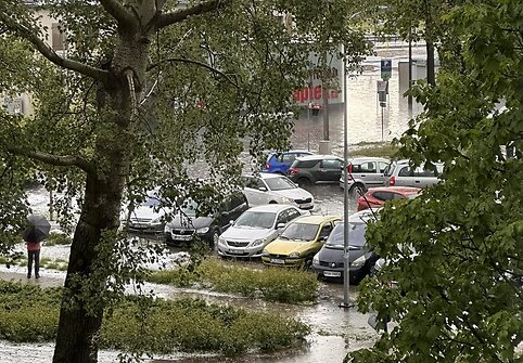 Kru&scaron;a ir liūtis paskandino Lenkijos Gniezno miestą
