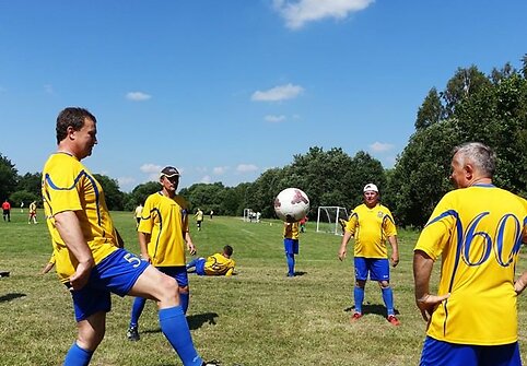 Užventyje (Kelmės r.) jau septintą kartą vyko tarptautinis senjorų futbolo turnyras &bdquo;Užvenčio Taurė 2016&ldquo;