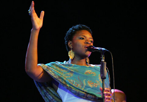 Lizza Wright